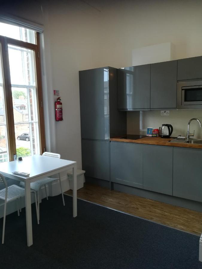 يورك Mcmillan House Studio Apartments المظهر الخارجي الصورة