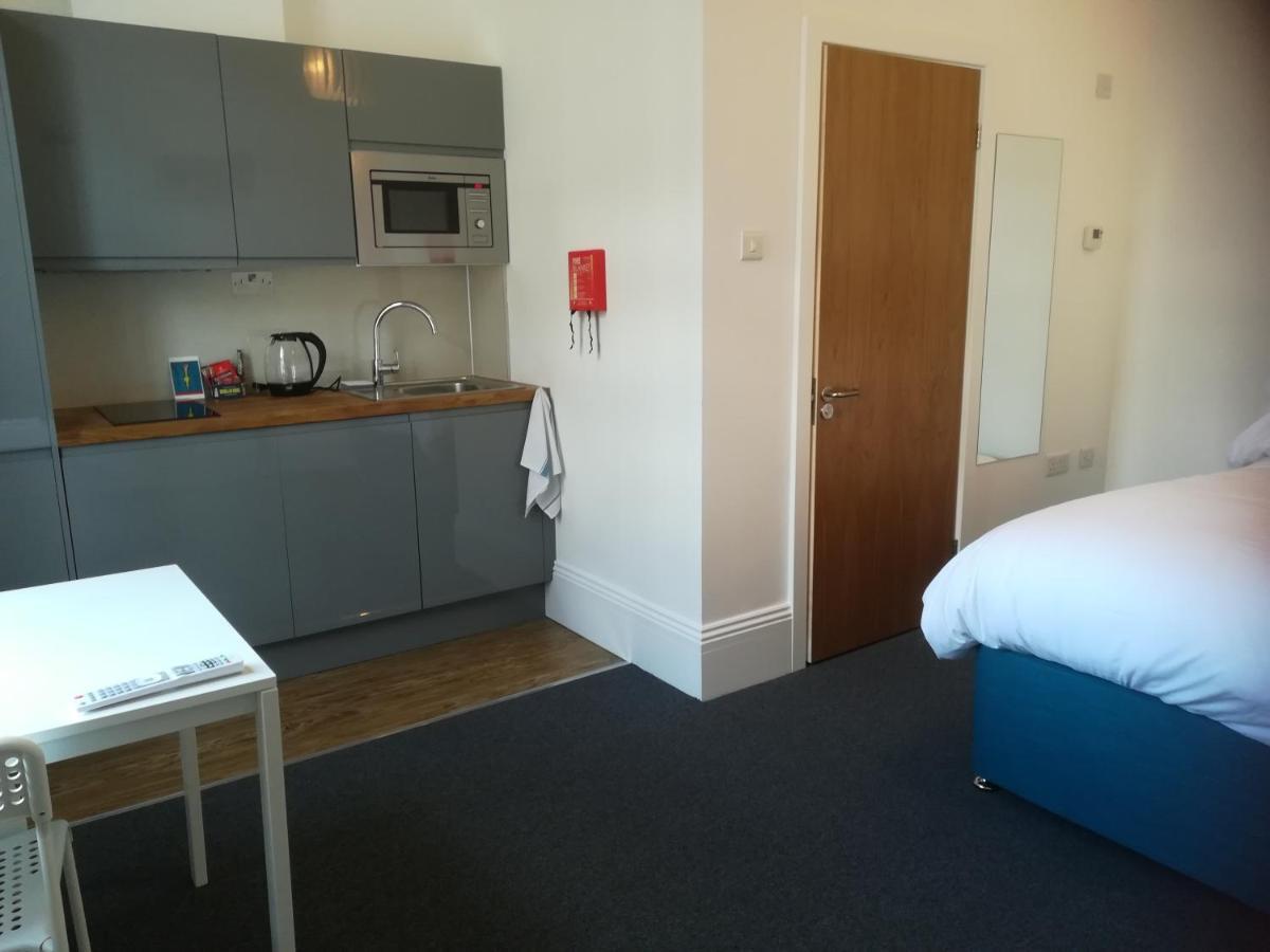 يورك Mcmillan House Studio Apartments المظهر الخارجي الصورة